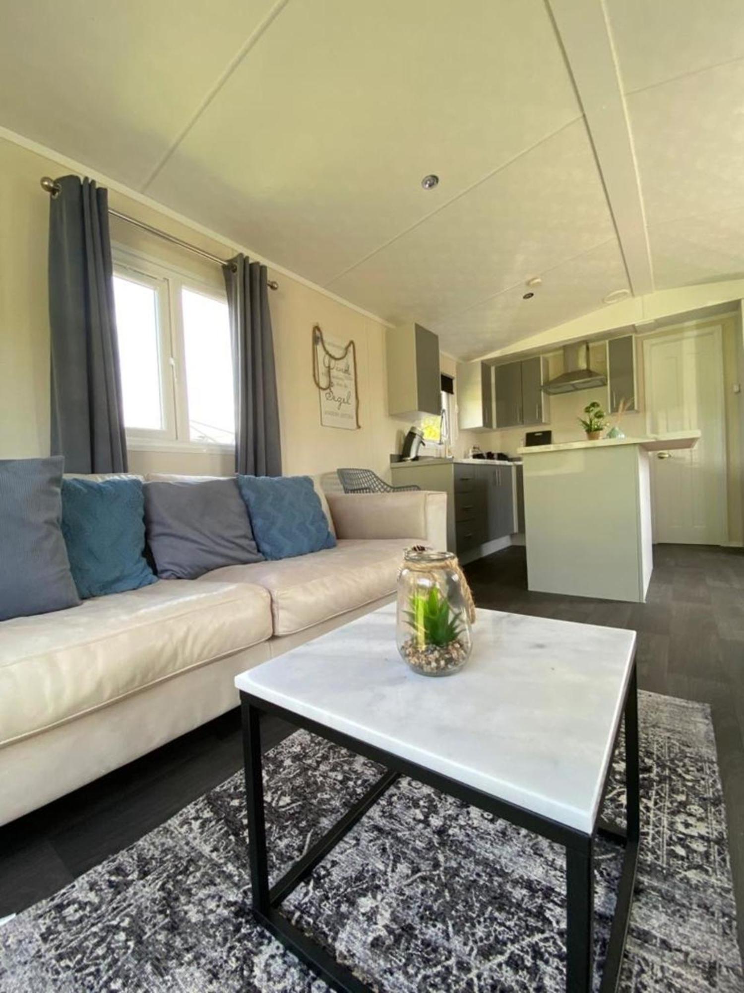 Natur Pur, O4 Neues Ferienhaus Natureingebunden, Familien- Und Hundefreundlich Eingezaeunt Callantsoog Luaran gambar